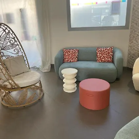 Urban Riviera - Executive Guest house Juan-les-Pins